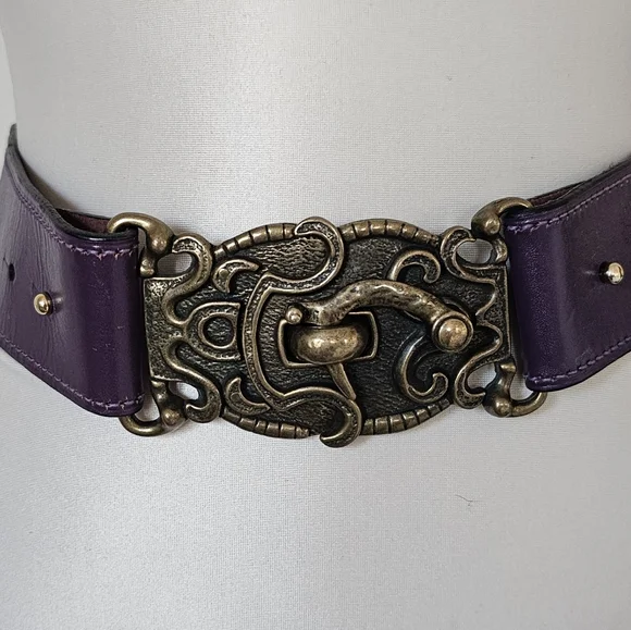 Kurt Geiger Metal Buckle Hook Closure Leather Belt Size Small Size 36 - Picture 1 of 10